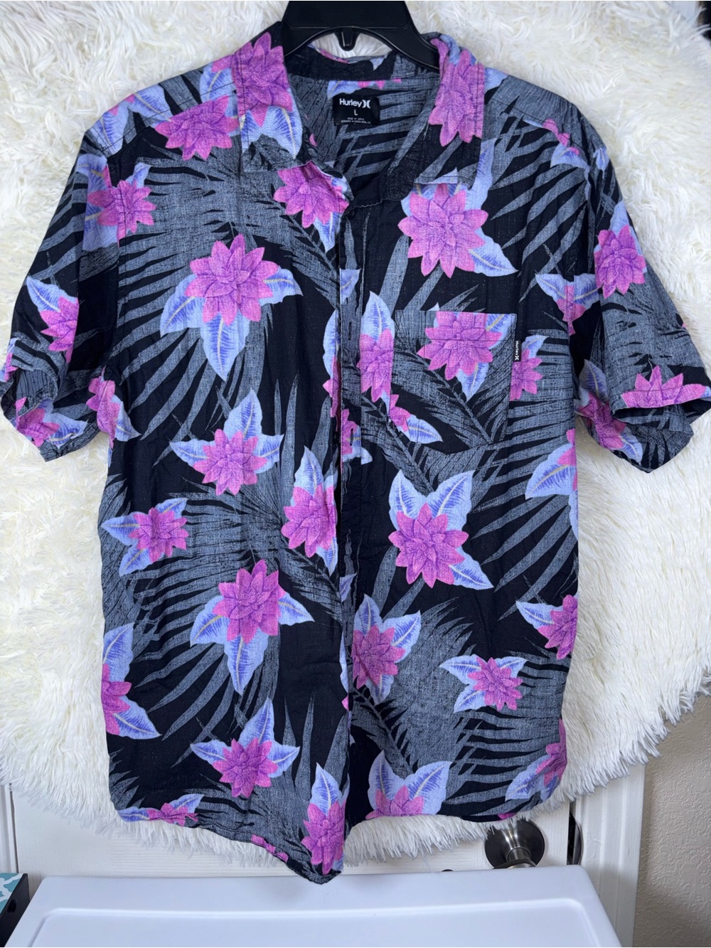 Hurley Men's Black Short-Sleeve Floral Camp Shirt - Pink Flowers - Picture 3 of 6
